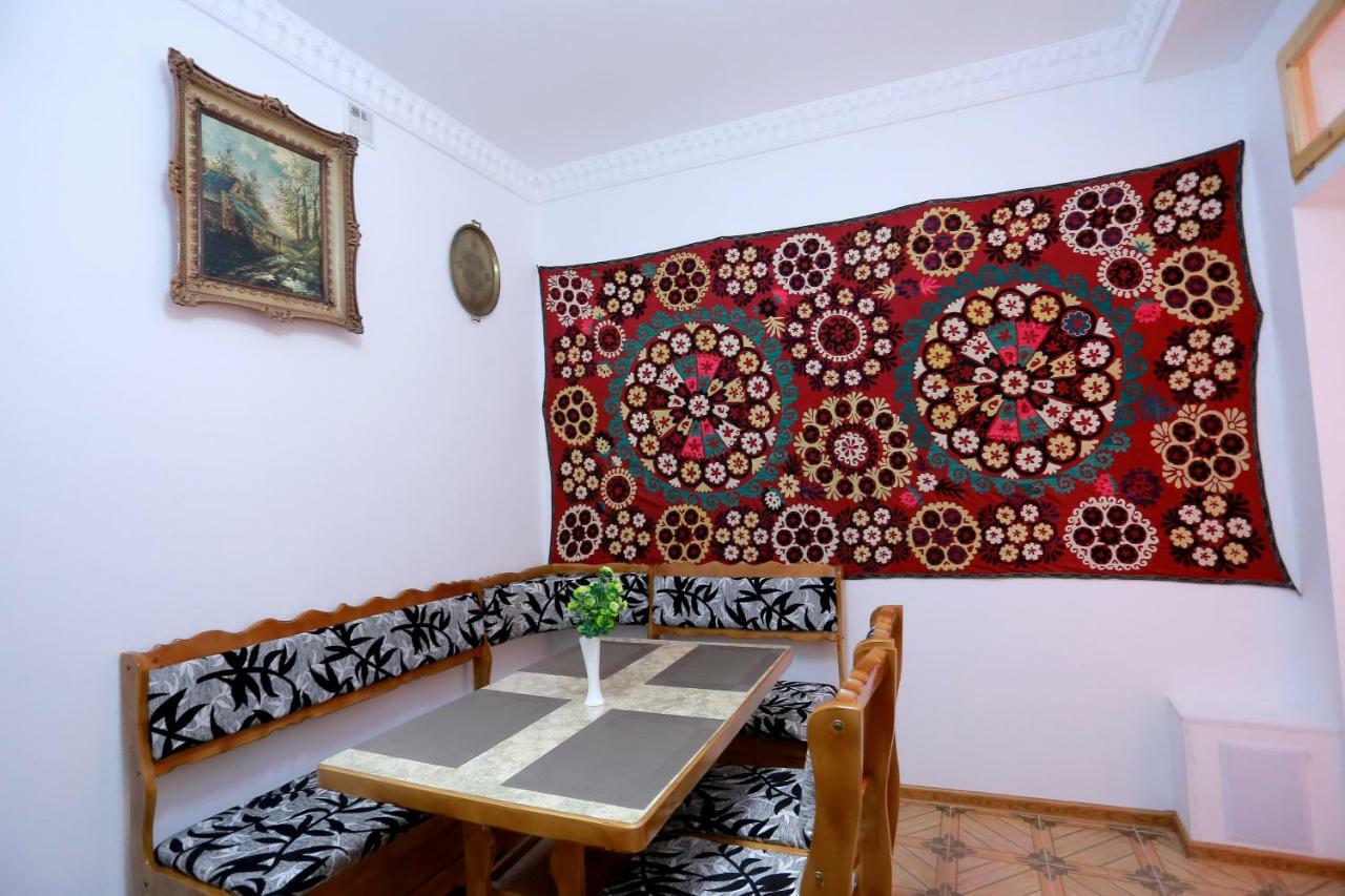 Anis-Pari Hotel Bukhara Esterno foto