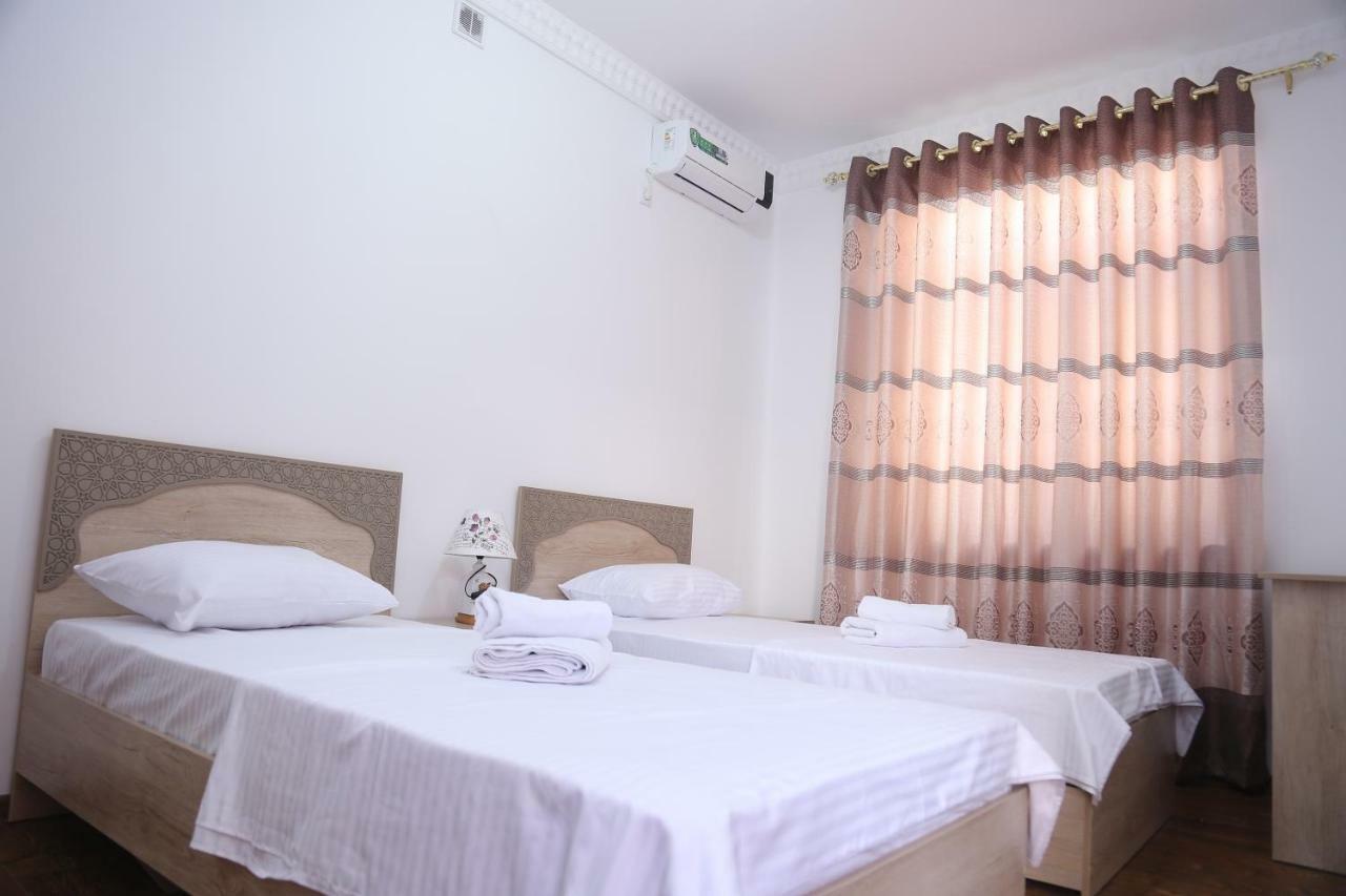 Anis-Pari Hotel Bukhara Esterno foto