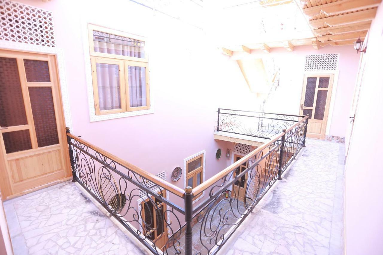 Anis-Pari Hotel Bukhara Esterno foto