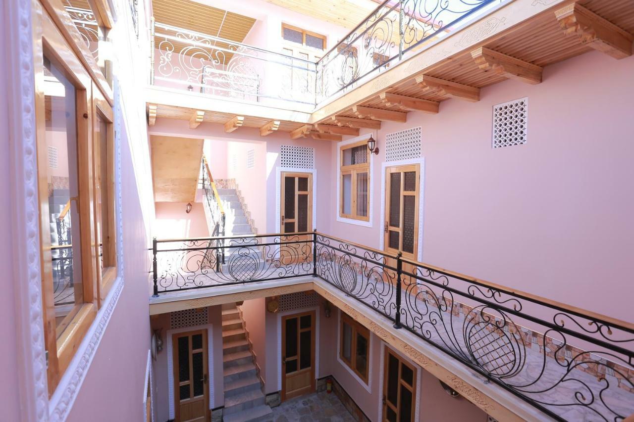 Anis-Pari Hotel Bukhara Esterno foto