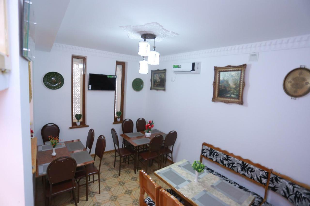 Anis-Pari Hotel Bukhara Esterno foto