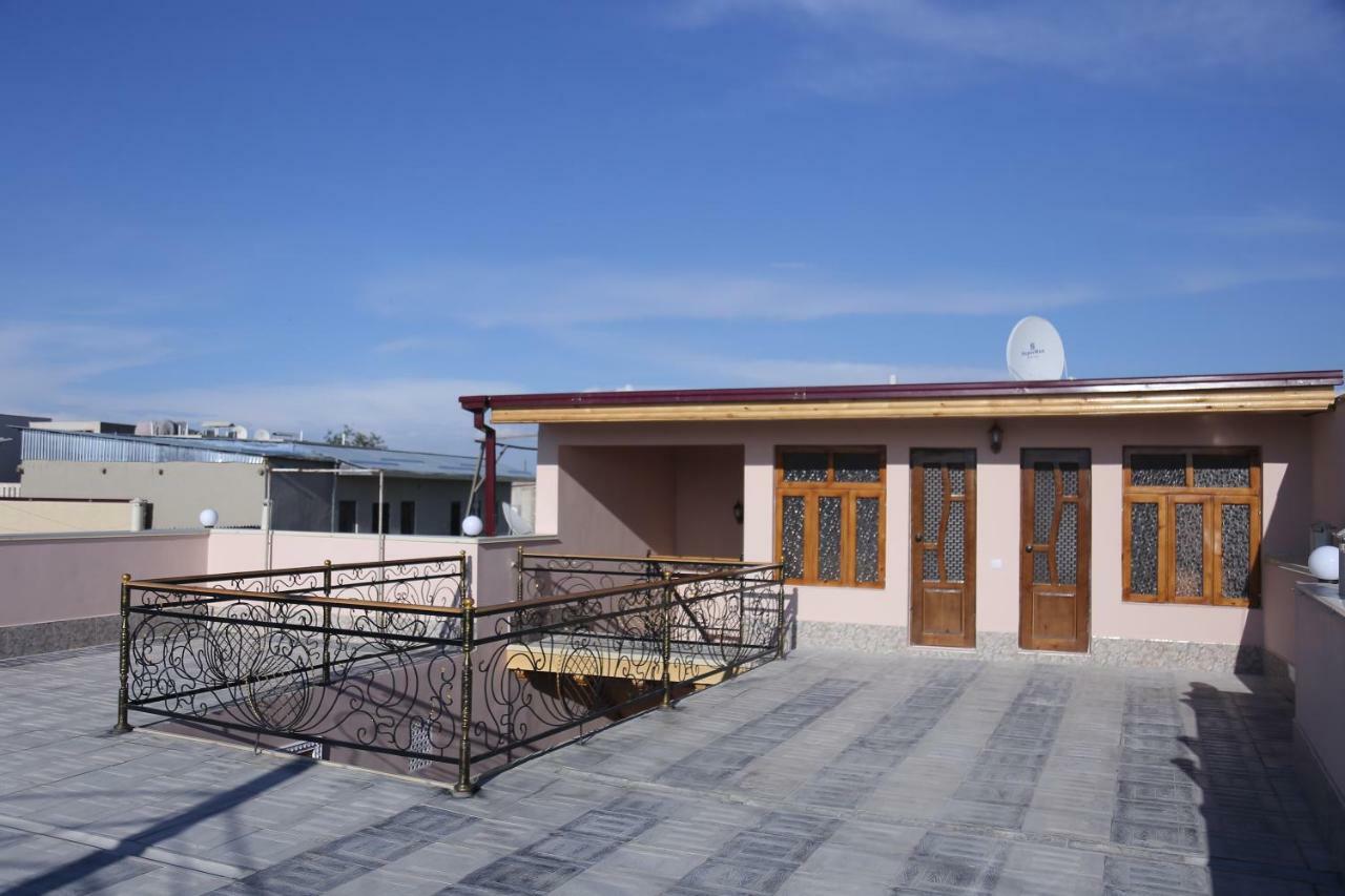 Anis-Pari Hotel Bukhara Esterno foto