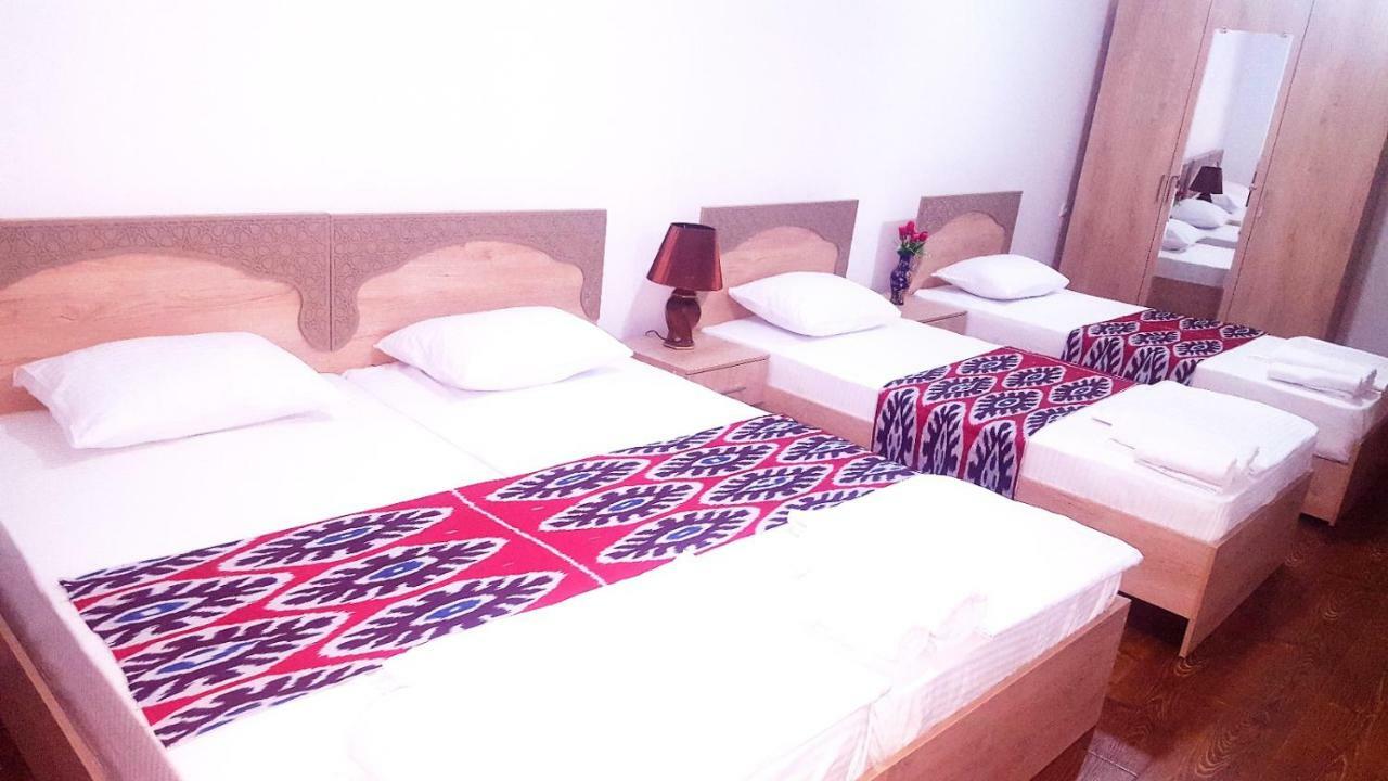 Anis-Pari Hotel Bukhara Esterno foto