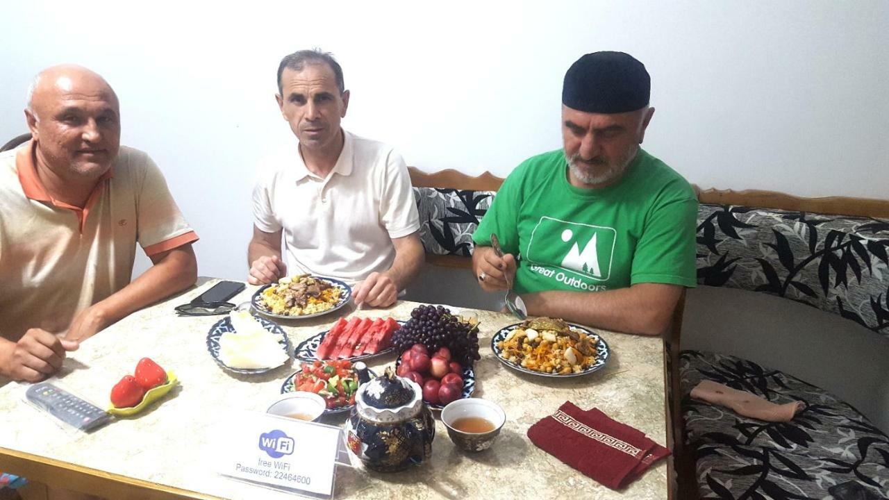 Anis-Pari Hotel Bukhara Esterno foto