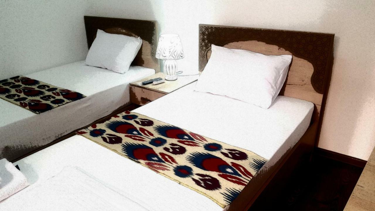 Anis-Pari Hotel Bukhara Esterno foto