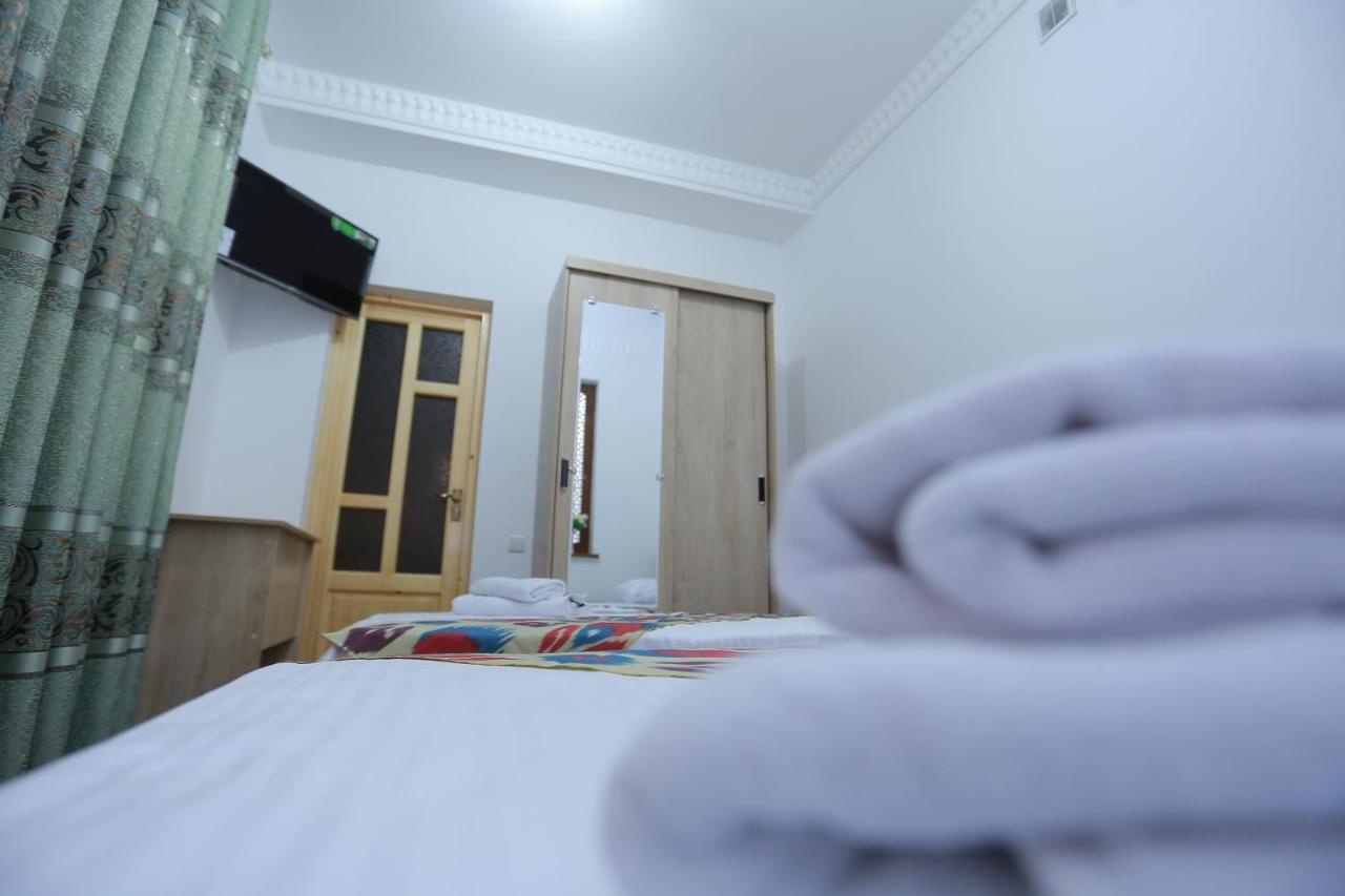 Anis-Pari Hotel Bukhara Esterno foto